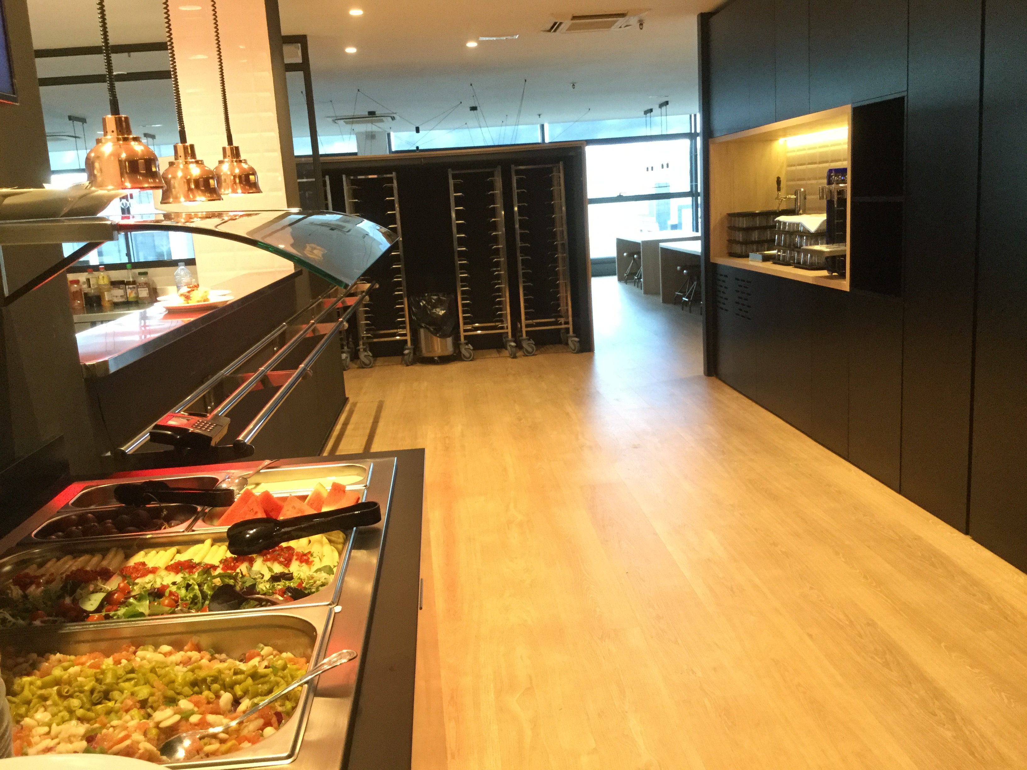 We open kitchen and buffet restaurant at the Palma headquarters