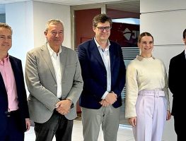 Juniper recibe la visita de Margalida Prohens en las oficinas de Palma